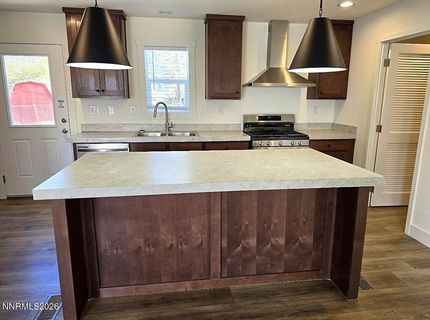 630 E 4th Avenue, Sun Valley, NV 89433 Photo