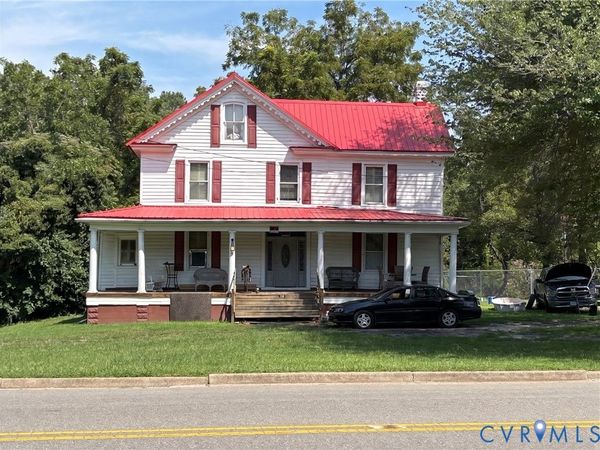 739 General Puller Highway , Middlesex, VA 23149