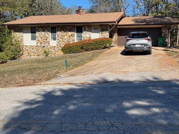124 Cherokee Road, Cherokee Village, AR 72529