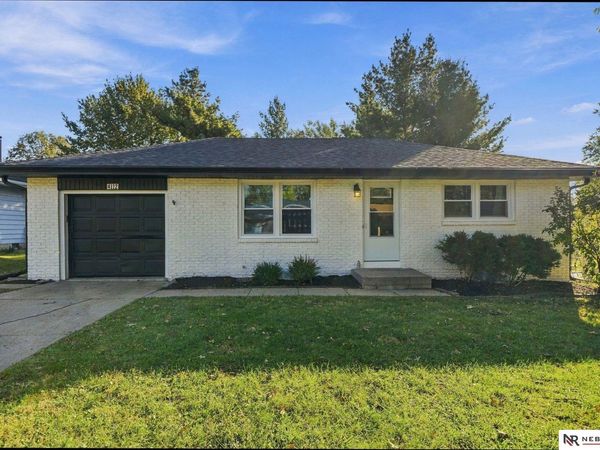 4112 S 20th Street, Lincoln, NE 68502