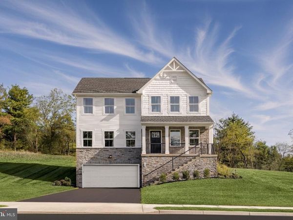 4199 DAYSPRING DRIVE , ORWIGSBURG, PA 17961