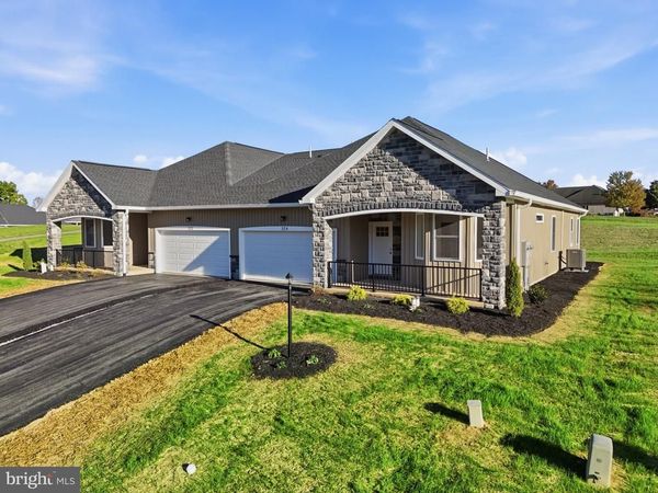 324 MEADOW FLOWER CIRCLE , BELLEFONTE, PA 16823