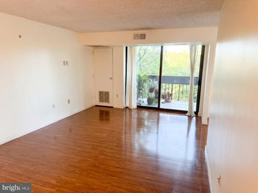 5300 HOLMES RUN PARKWAY, Unit 307, ALEXANDRIA, VA 22304