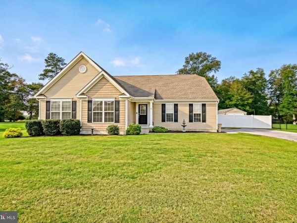 35 BEACON CIRCLE, MILLSBORO, DE 19966