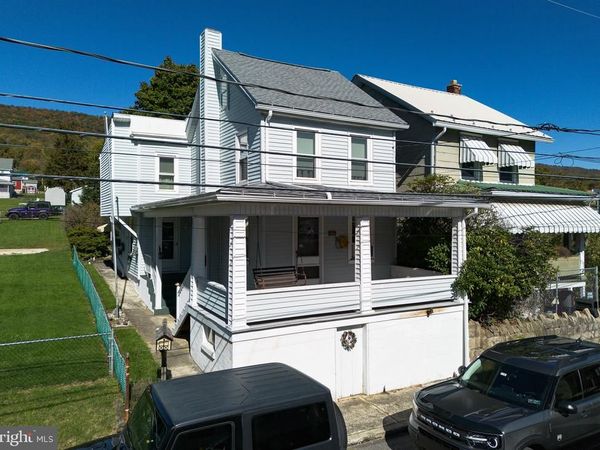 133 E SPRUCE STREET , WILLIAMSTOWN, PA 17098