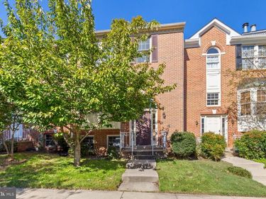 12143 ABBEY GLEN COURT , WOODBRIDGE, VA 22192