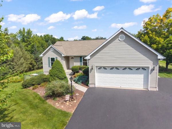 9 CHERRY VALLEY ROAD , HANOVER, PA 17331
