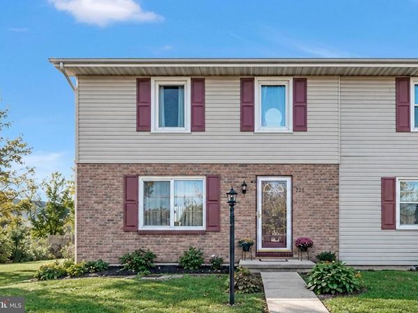 221 N CENTER STREET , FREDERICKSBURG, PA 17026