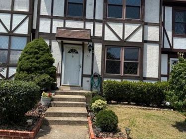 55 MILLARD COURT , STERLING, VA 20165