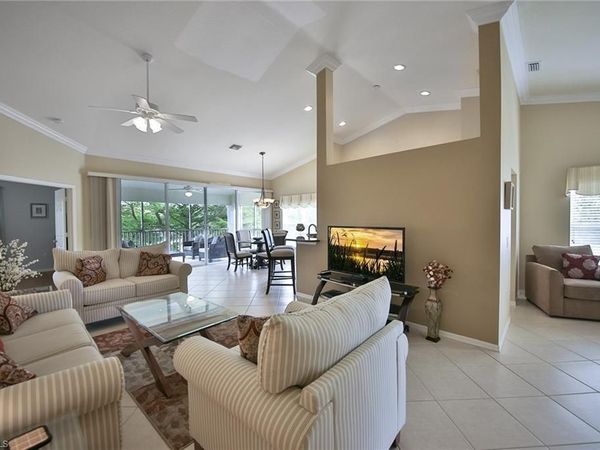 5615 Northboro DR , Unit 202, NAPLES, FL 34110