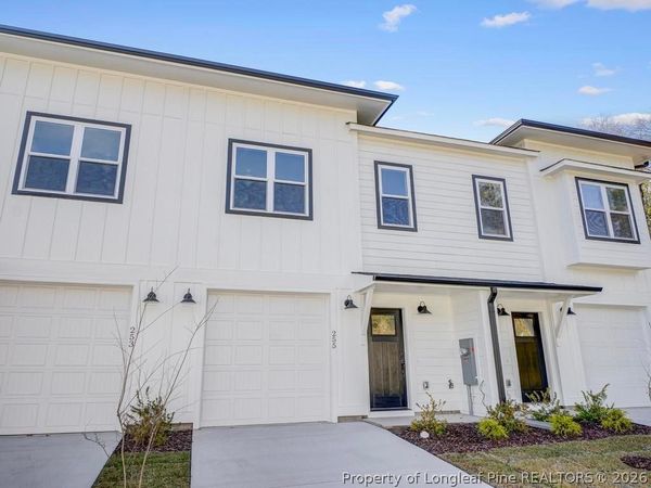 255 Townhome Lane , Southern Pines, NC 28387