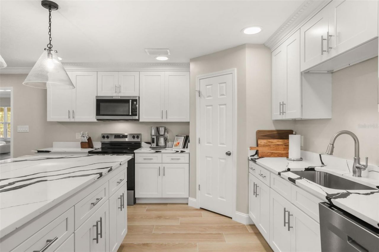 102 Linda Lane, Lake Mary, FL 32746 Photo