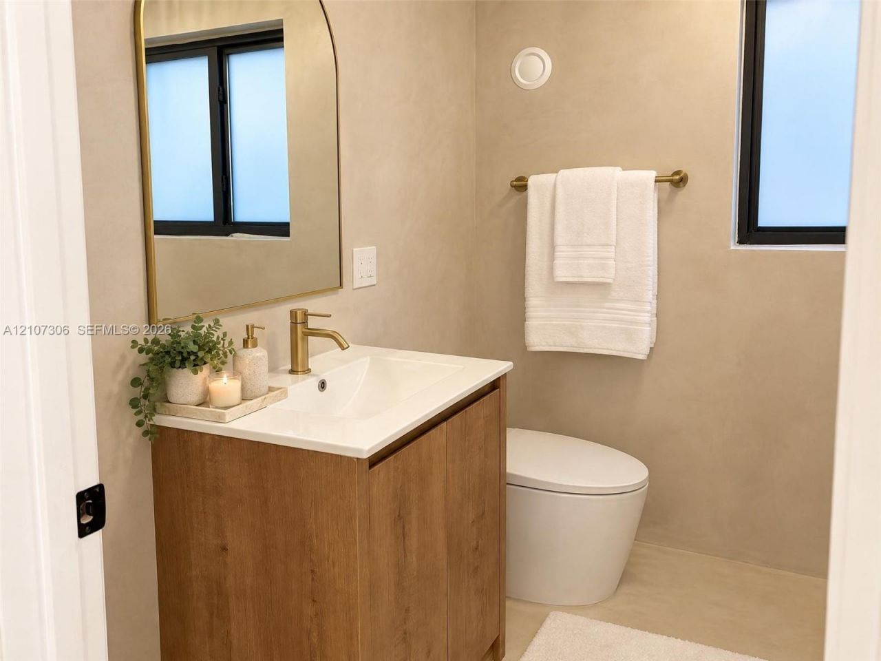 4322 Alton Rd , Miami Beach, FL 33140 Photo