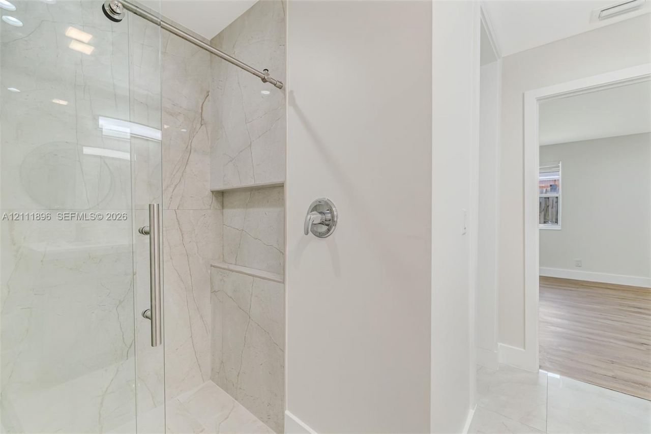 955 33rd St , West Palm Beach, FL 33407 Photo