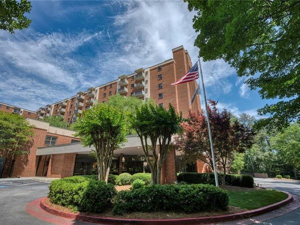 300 Johnson Ferry Road NE, Unit B512, Sandy Springs, GA 30328