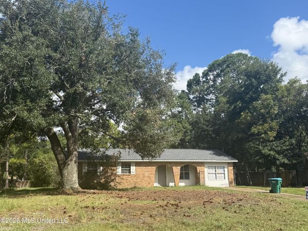 2008 NE Clemson Circle, Gautier, MS 39553