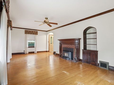 Main Photo