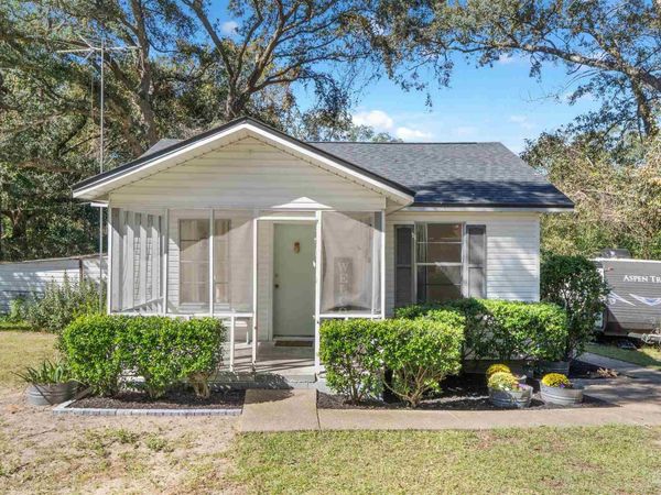 1560 Muscogee Rd, Cantonment, FL 32533