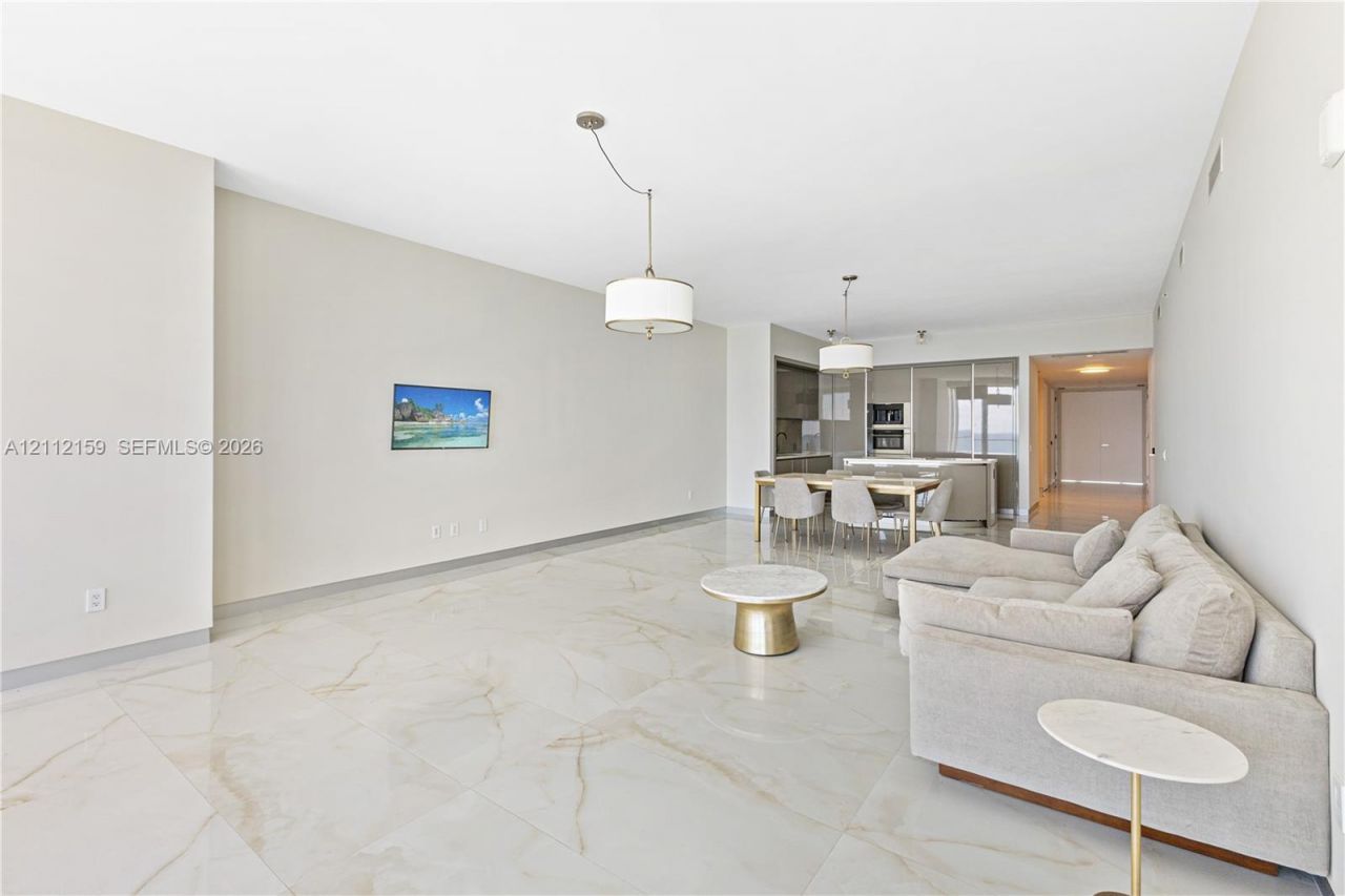 18975 Collins Ave , Unit 802, Sunny Isles Beach, FL 33160 Photo