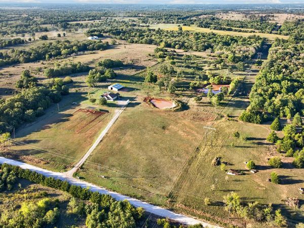 43294 Dripping Springs , Maud, OK 74854