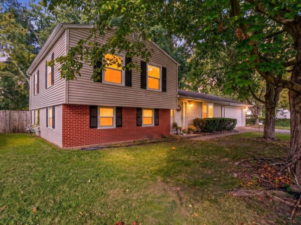 1513 Kenwood Road , Champaign, IL 61821