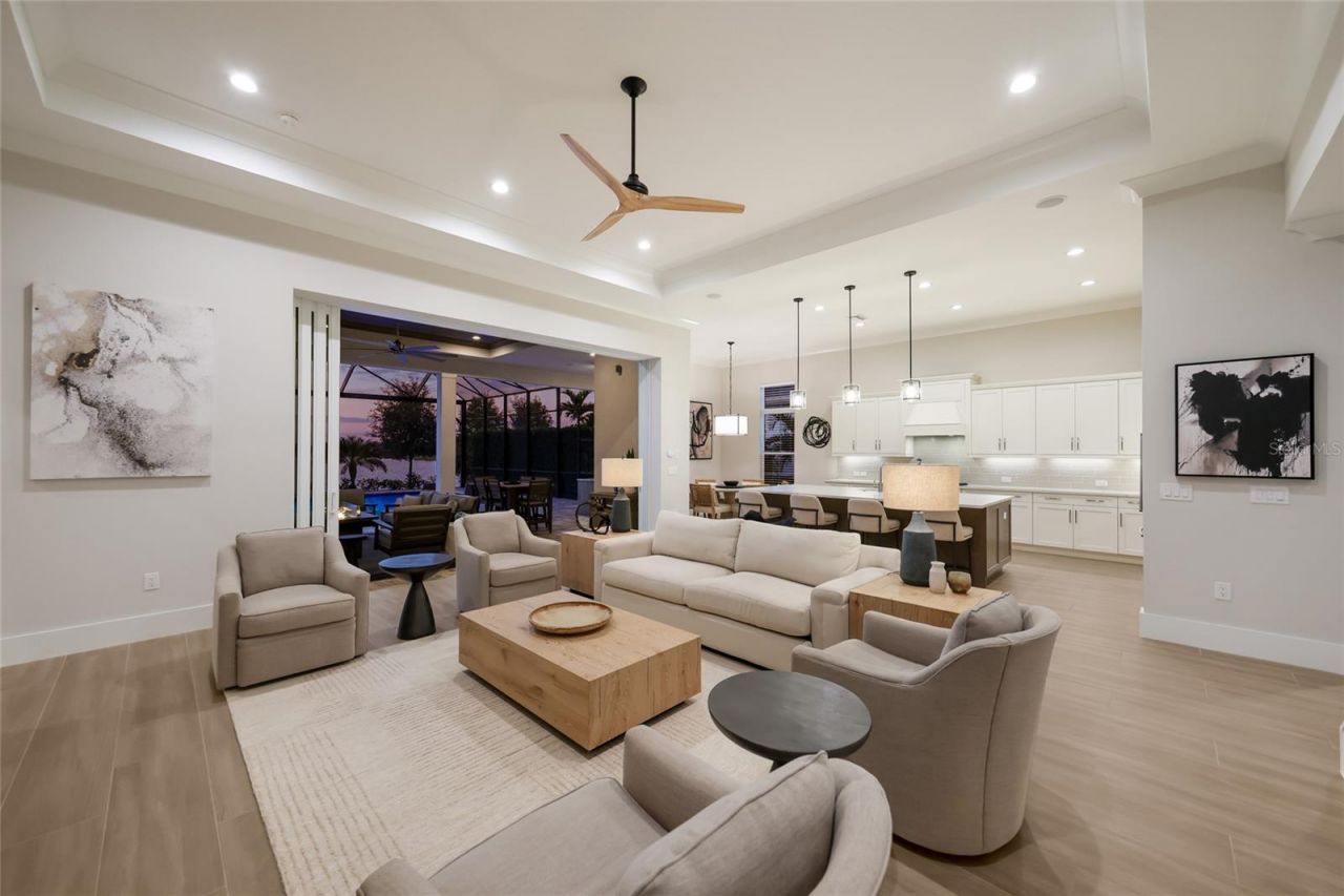 8281 Pavia Way, Lakewood Ranch, FL 34202 Photo