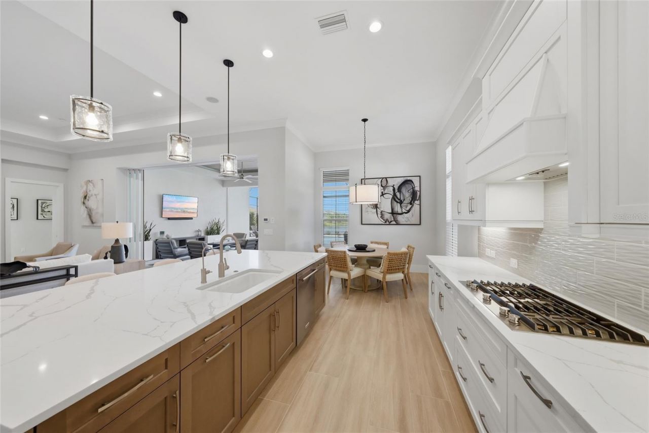 8281 Pavia Way, Lakewood Ranch, FL 34202 Photo