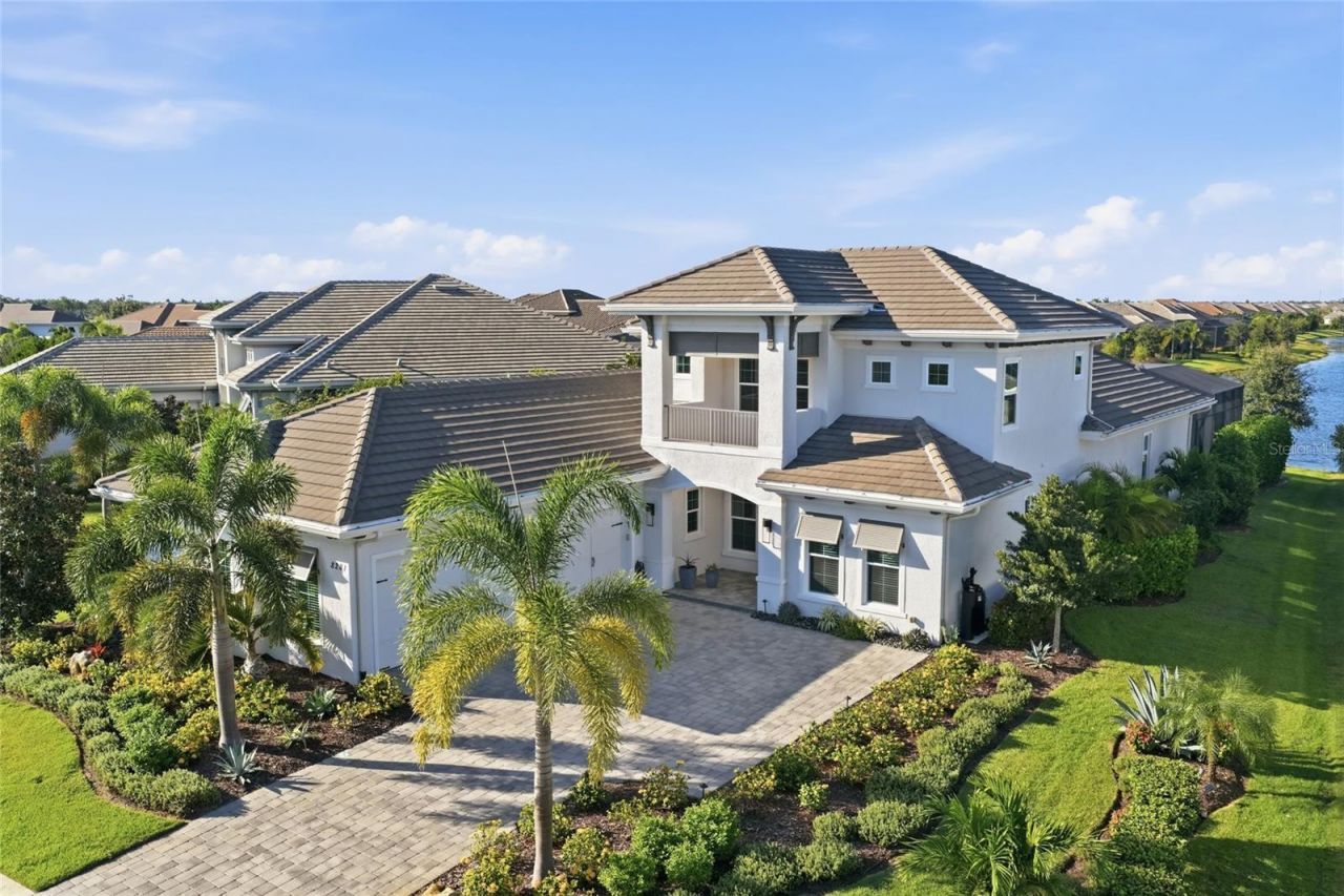 8281 Pavia Way, Lakewood Ranch, FL 34202 Photo