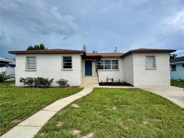911 EXMOOR WAY , LAKE WALES, FL 33853