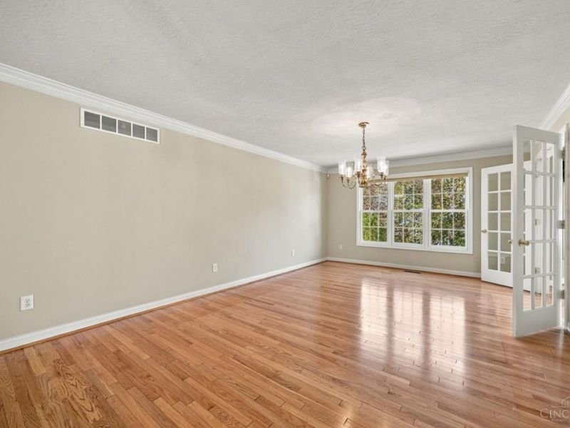 1661 Nichole Court, Hamilton, OH 45013 Photo 11