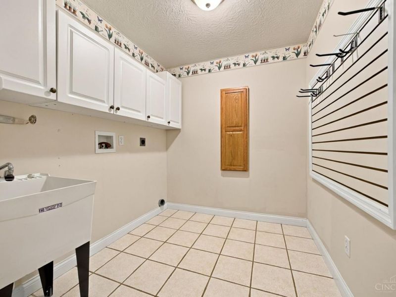 1661 Nichole Court, Hamilton, OH 45013 Photo 32