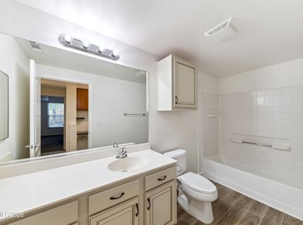 9050 Double R Boulevard, Unit APT 1011, Reno, NV 89521 Photo