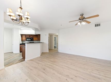 9050 Double R Boulevard, Unit APT 1011, Reno, NV 89521 Photo
