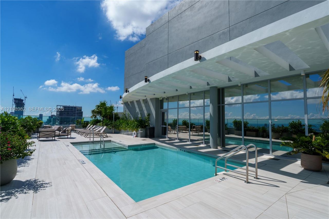 1400 Biscayne Boulevard , Unit #PH5202, Miami, FL 33132 Photo