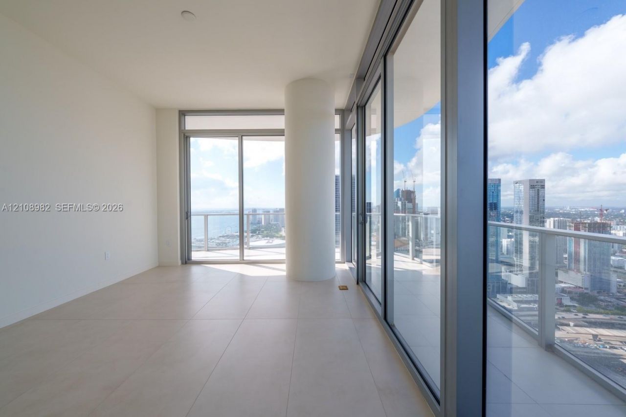 1400 Biscayne Boulevard , Unit #PH5202, Miami, FL 33132 Photo