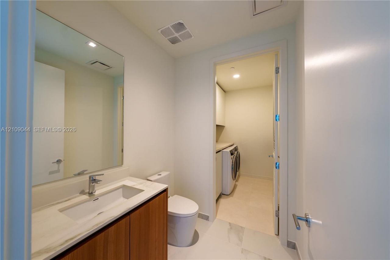 1400 Biscayne Boulevard , Unit 5003, Miami, FL 33132 Photo