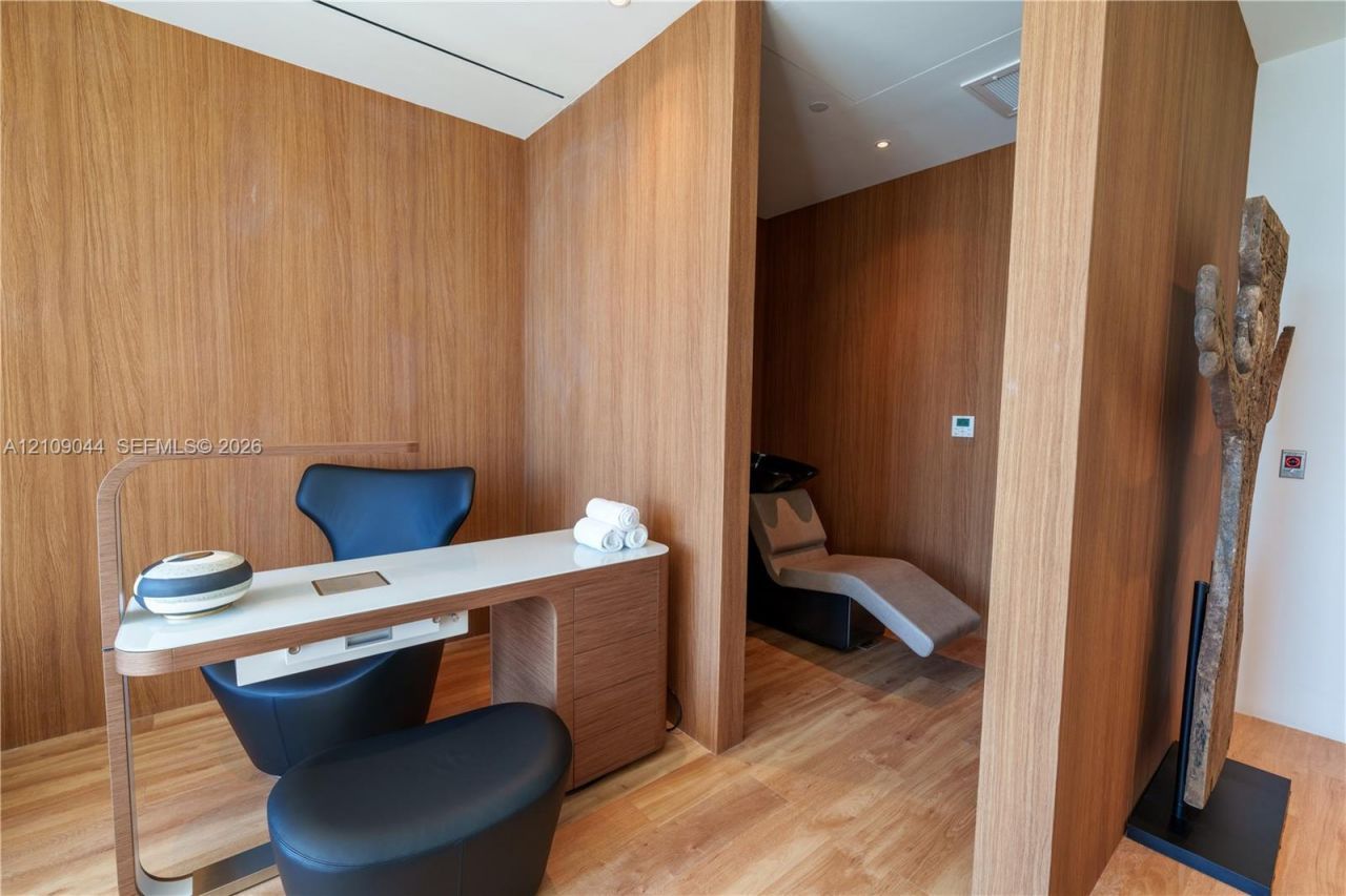 1400 Biscayne Boulevard , Unit 5003, Miami, FL 33132 Photo