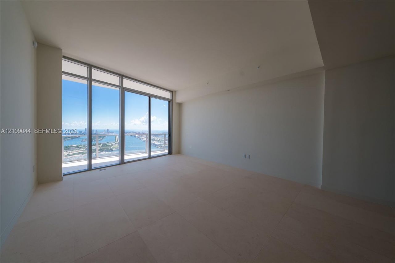 1400 Biscayne Boulevard , Unit 5003, Miami, FL 33132 Photo