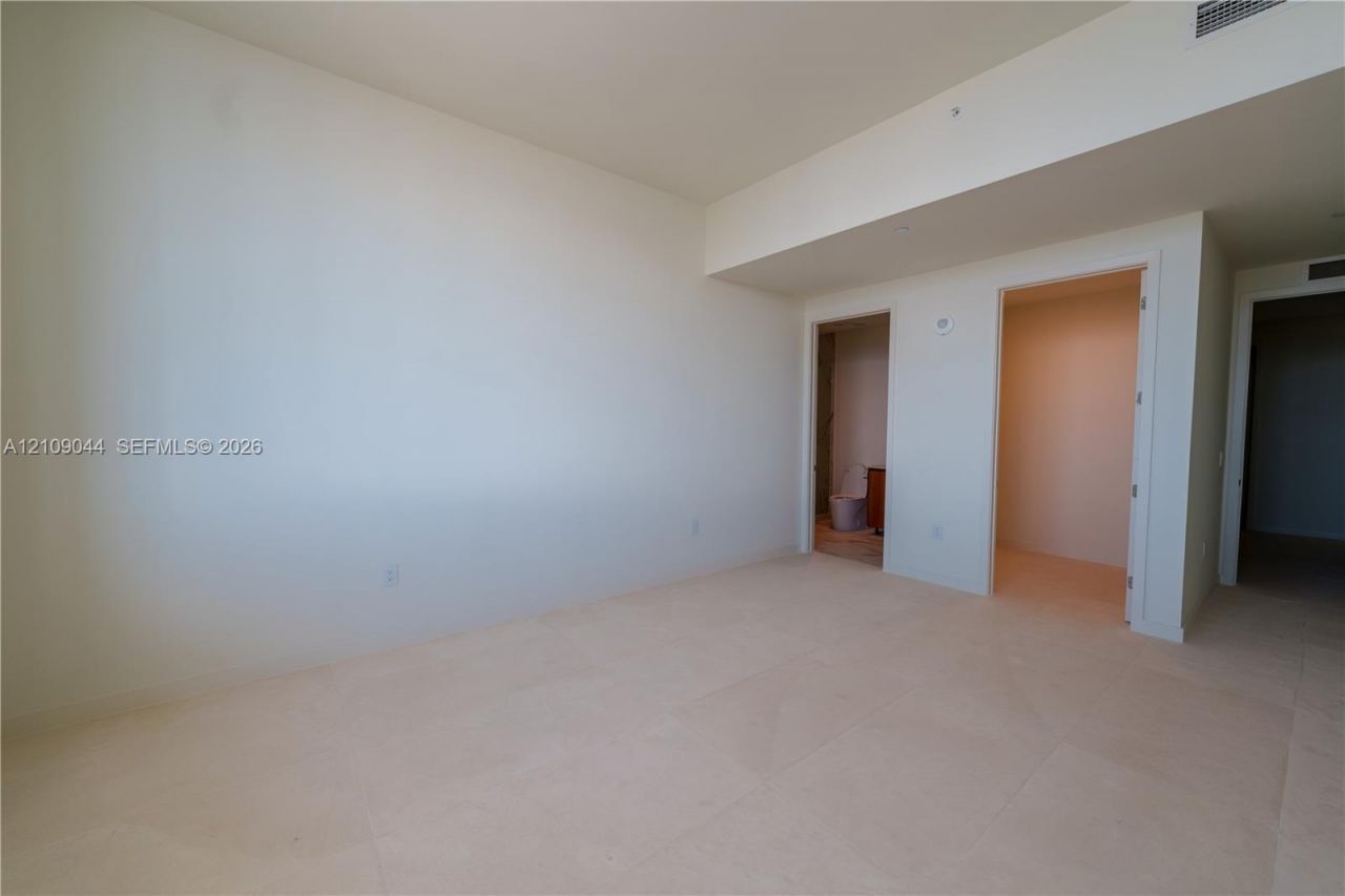 1400 Biscayne Boulevard , Unit 5003, Miami, FL 33132 Photo