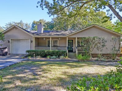1122 Simmons Street, Mount Pleasant, SC 29464
