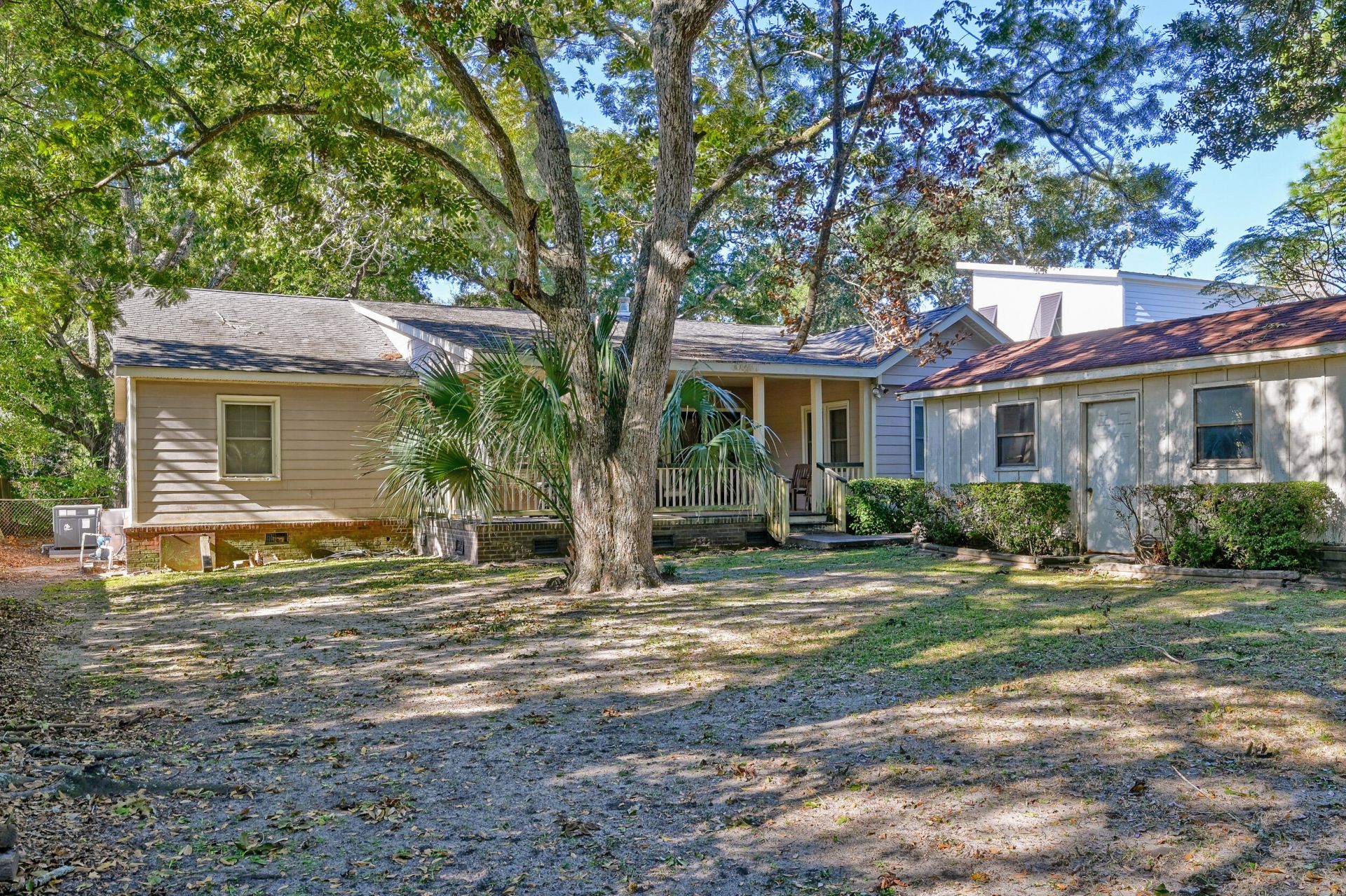 1122 Simmons Street Photo 14
