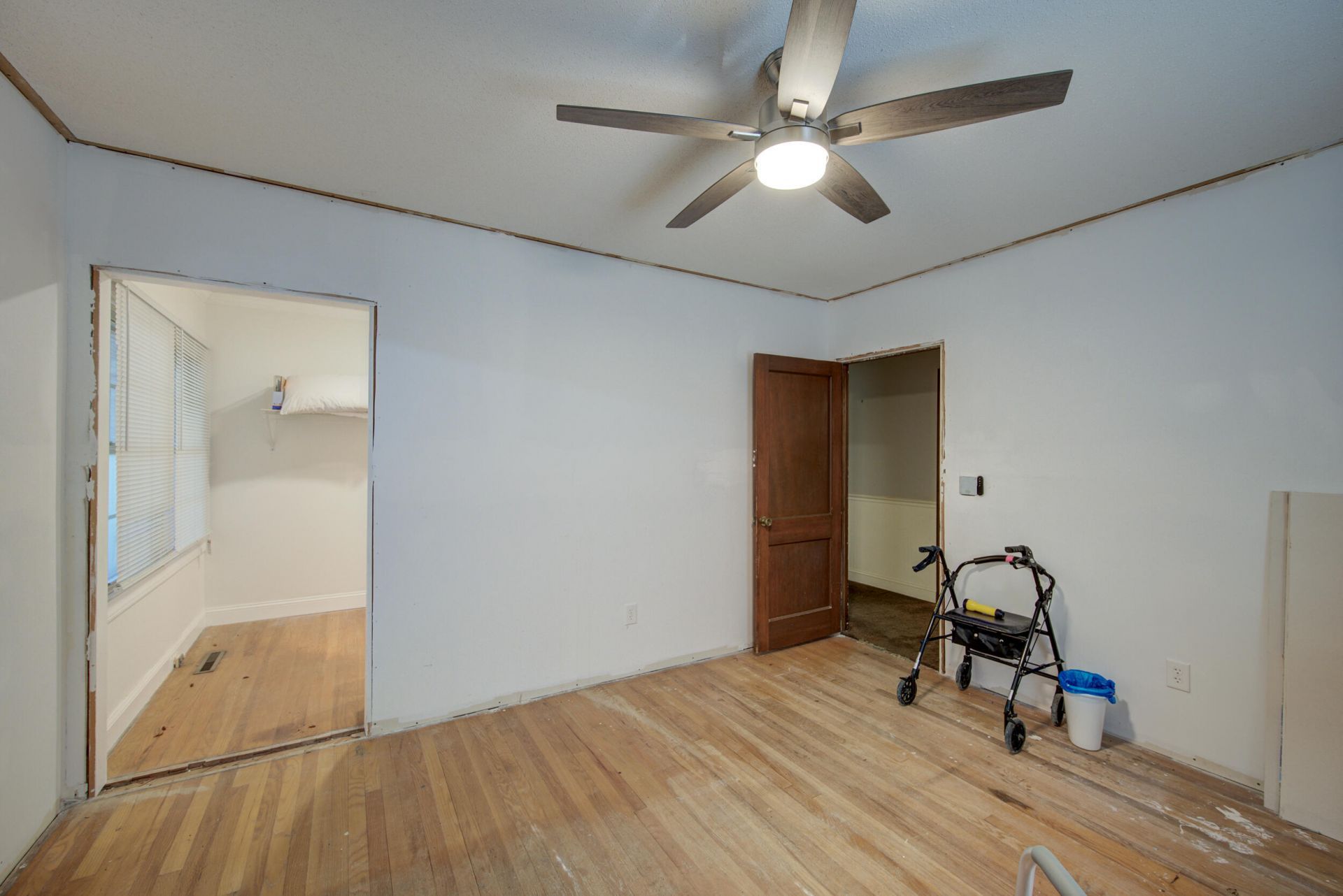 1122 Simmons Street Photo 27