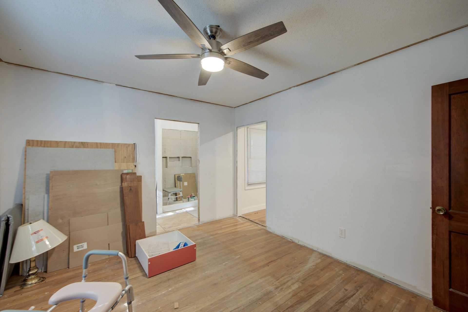 1122 Simmons Street Photo 28