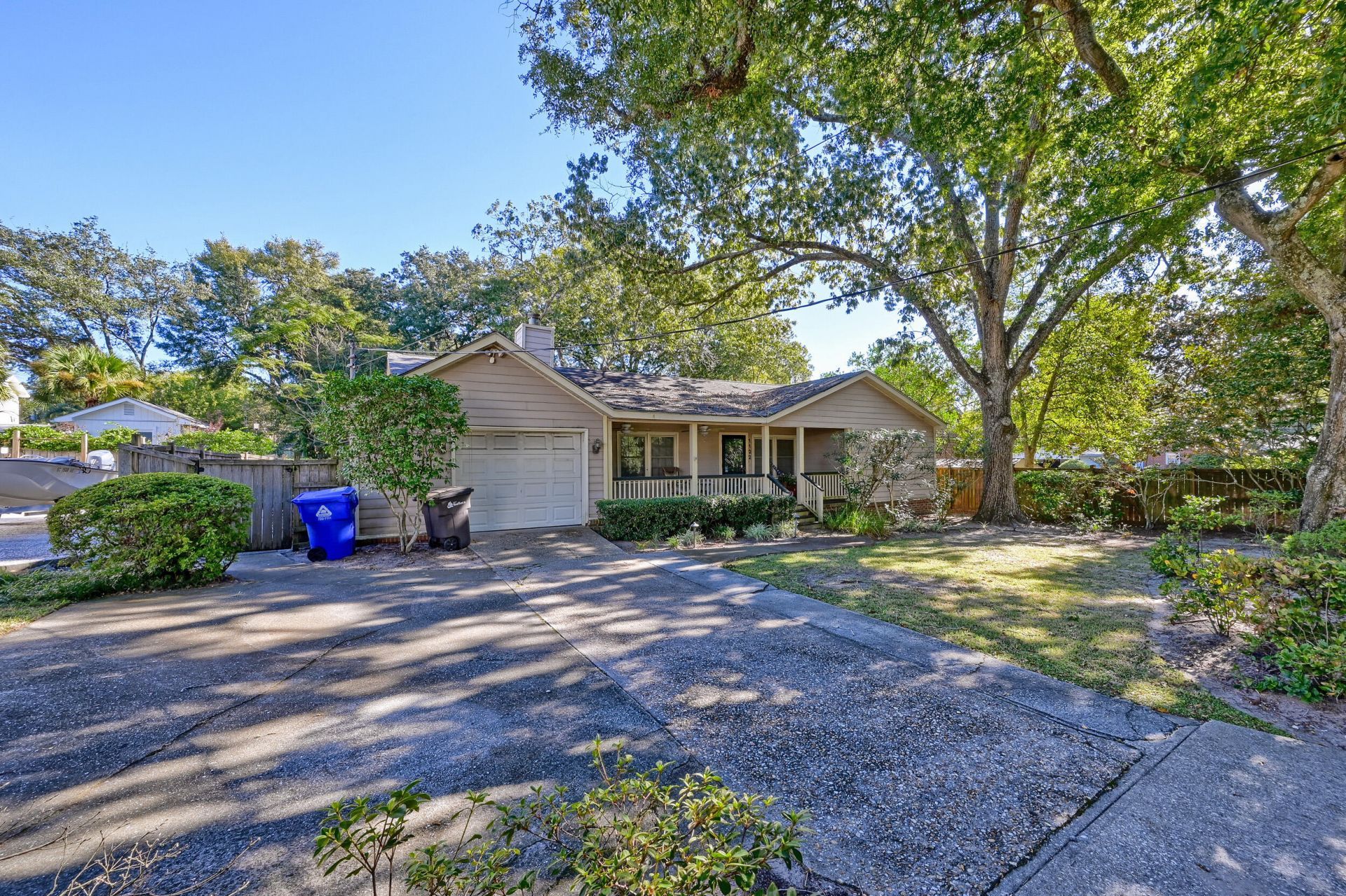 1122 Simmons Street Photo 34