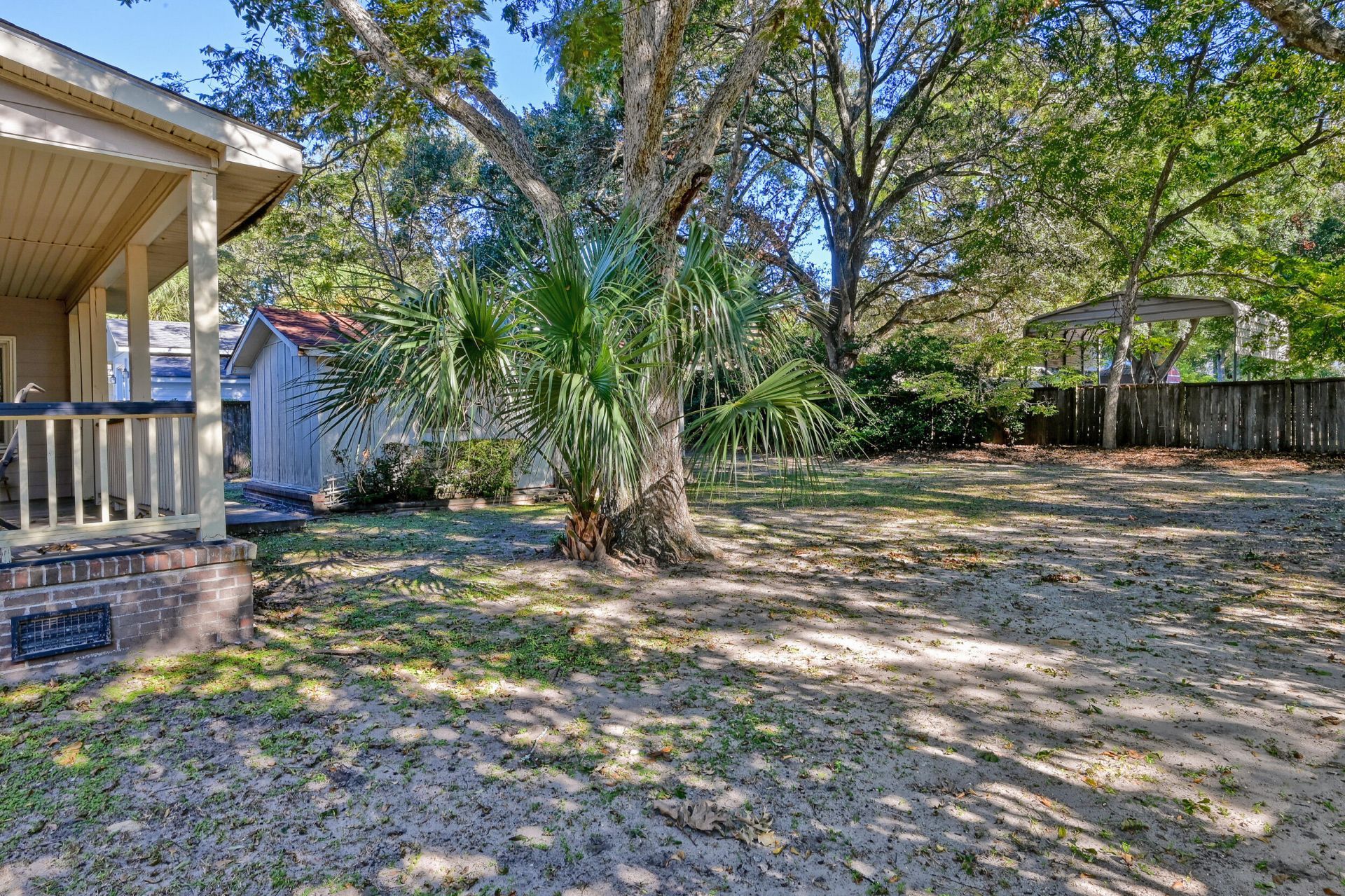 1122 Simmons Street Photo 43