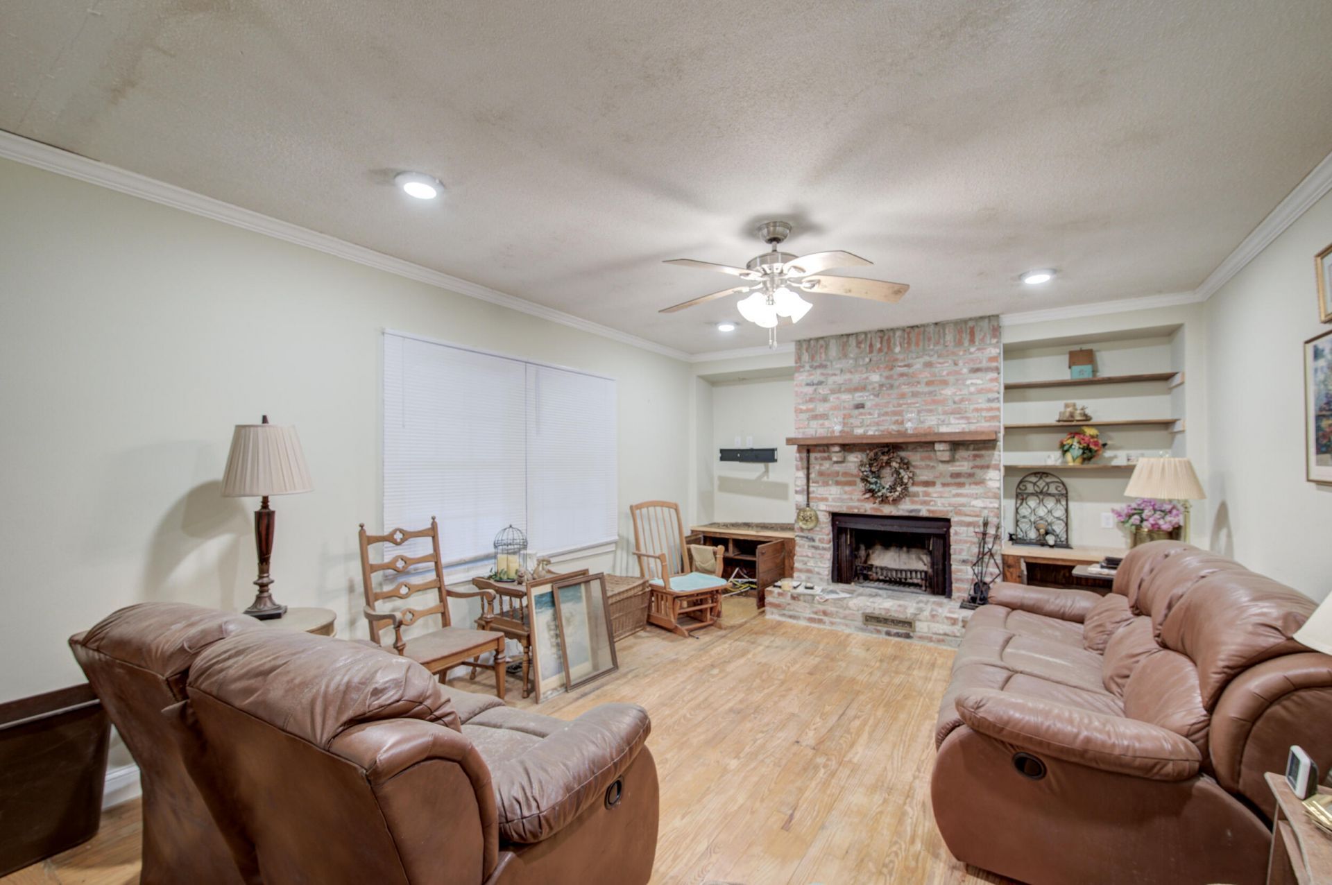 1122 Simmons Street Photo 6