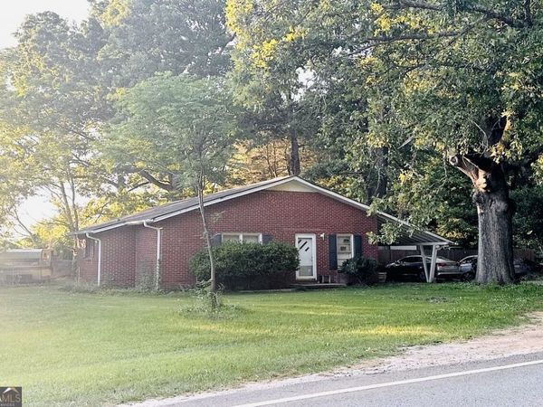 1061 Hemphill Road, Stockbridge, GA 30281