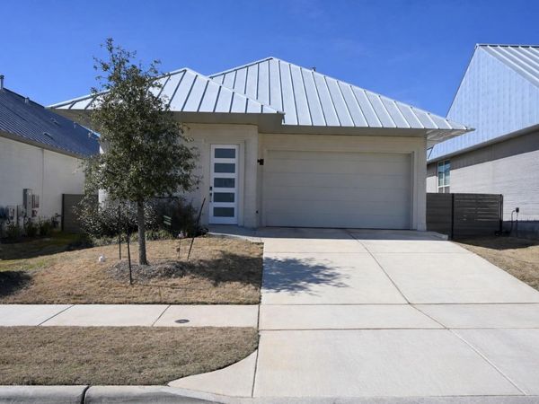 332 Blue Blaze TRL , Georgetown, TX 78628