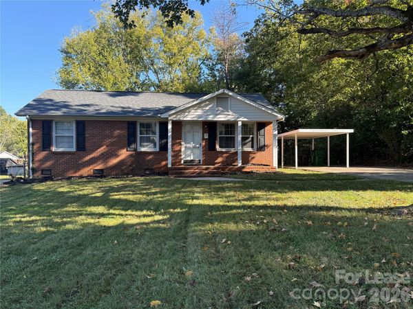 3751 Seaman Drive , Charlotte, NC 28217