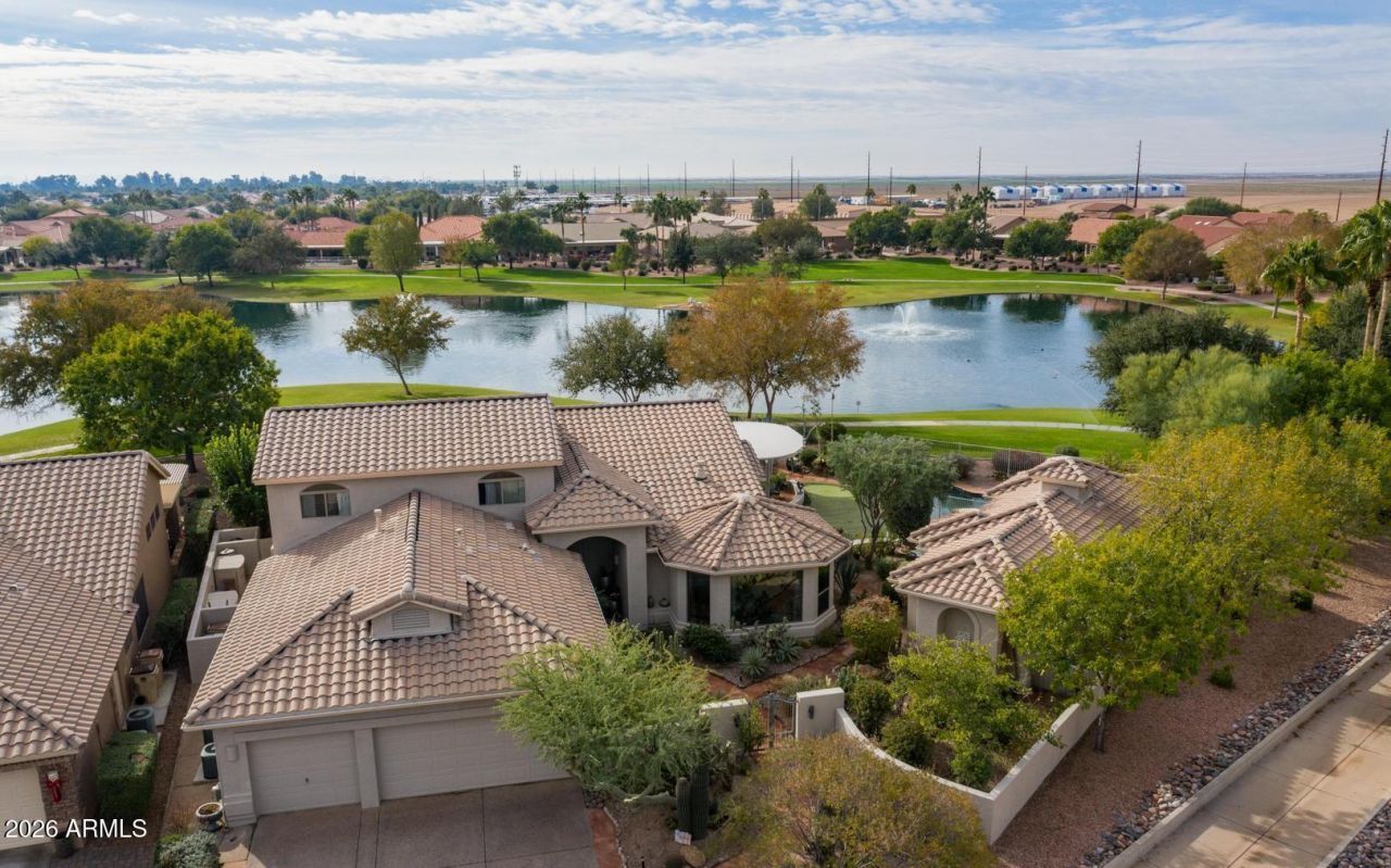8905 E EMERALD Drive, Sun Lakes, AZ 85248